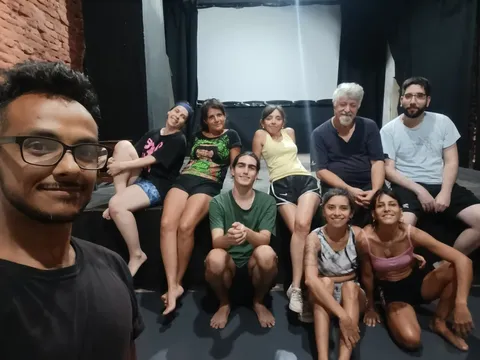 Función teatral en Sala Sinergia